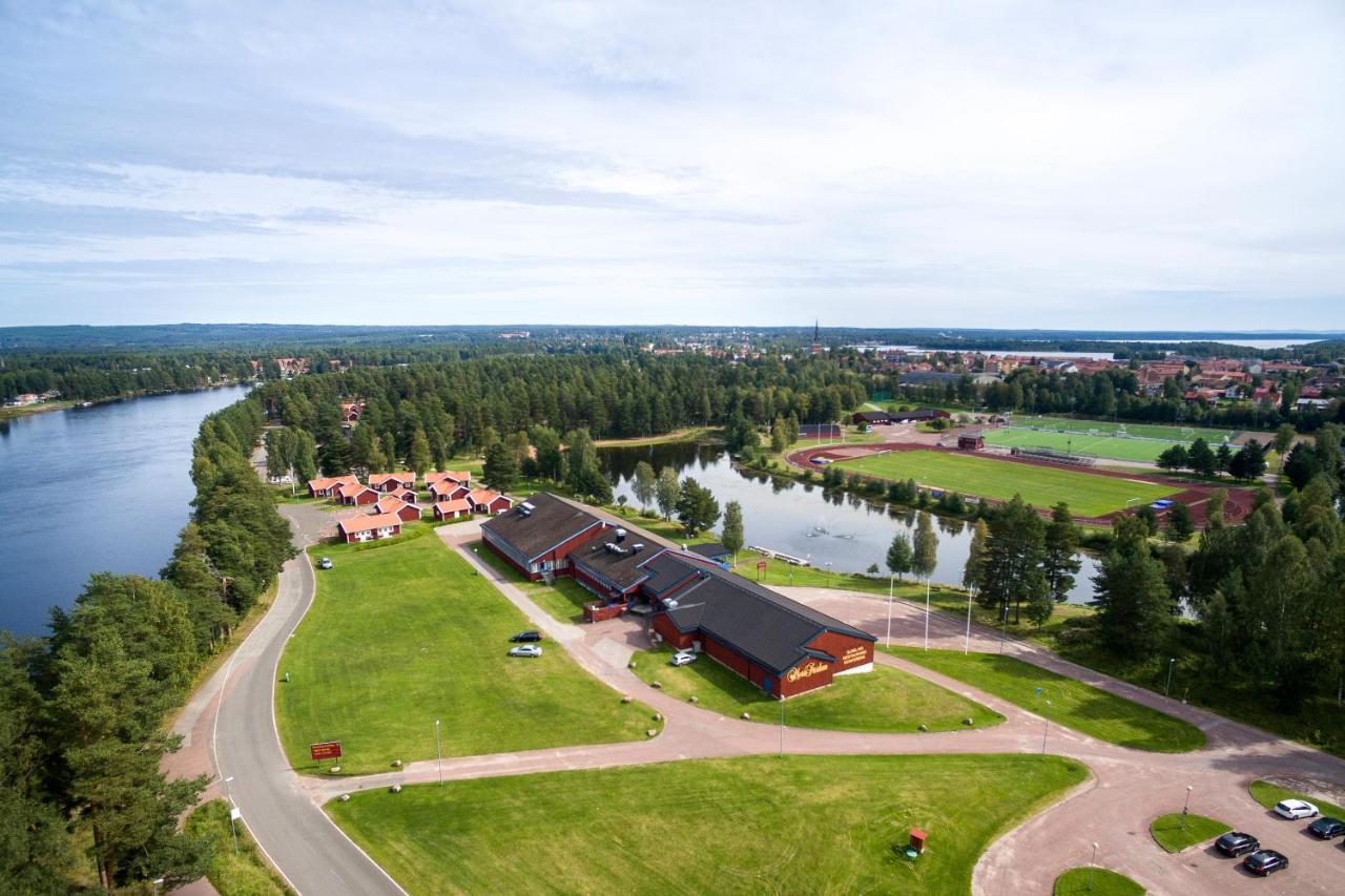 First Camp Moraparken Hotel Экстерьер фото