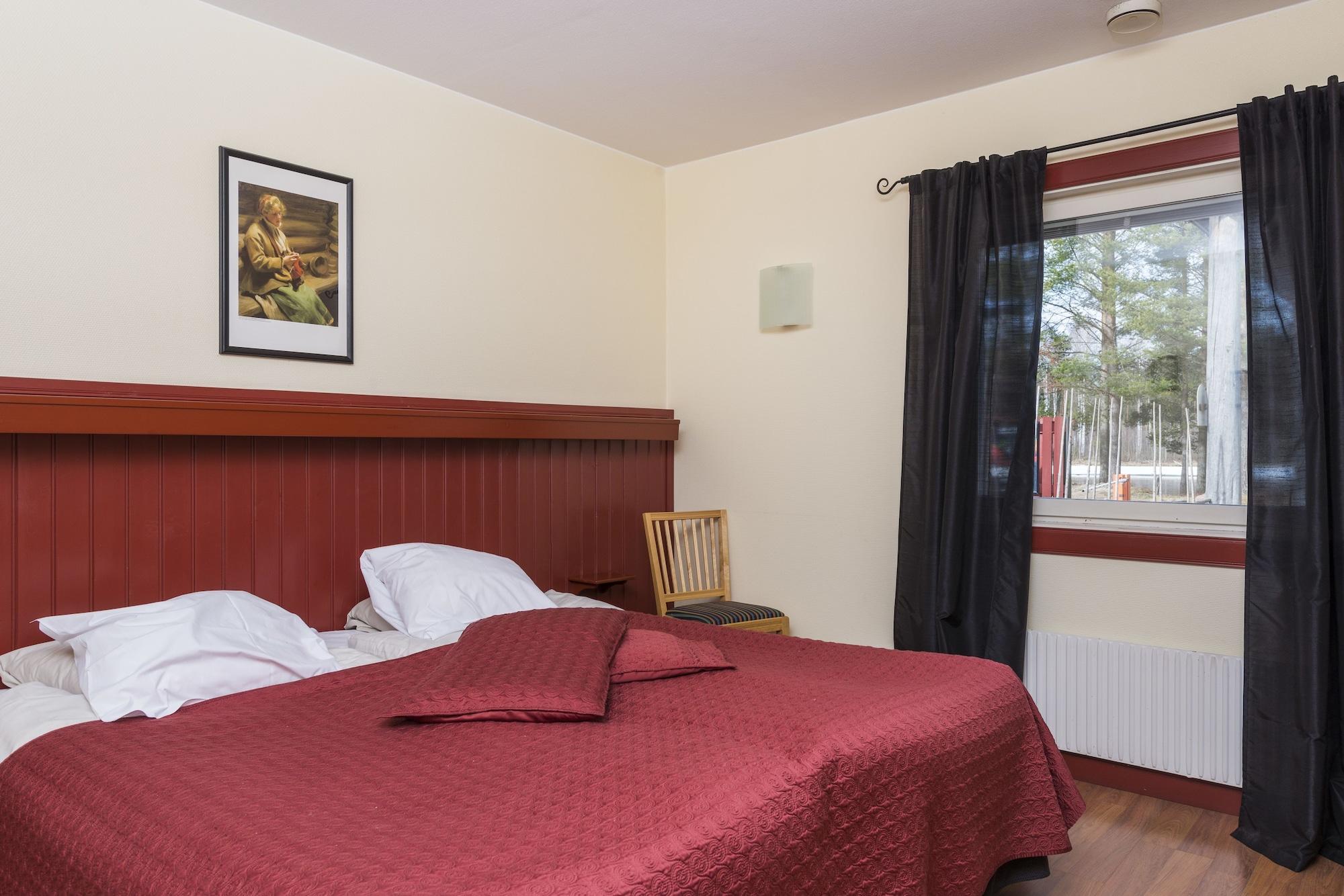 First Camp Moraparken Hotel Экстерьер фото