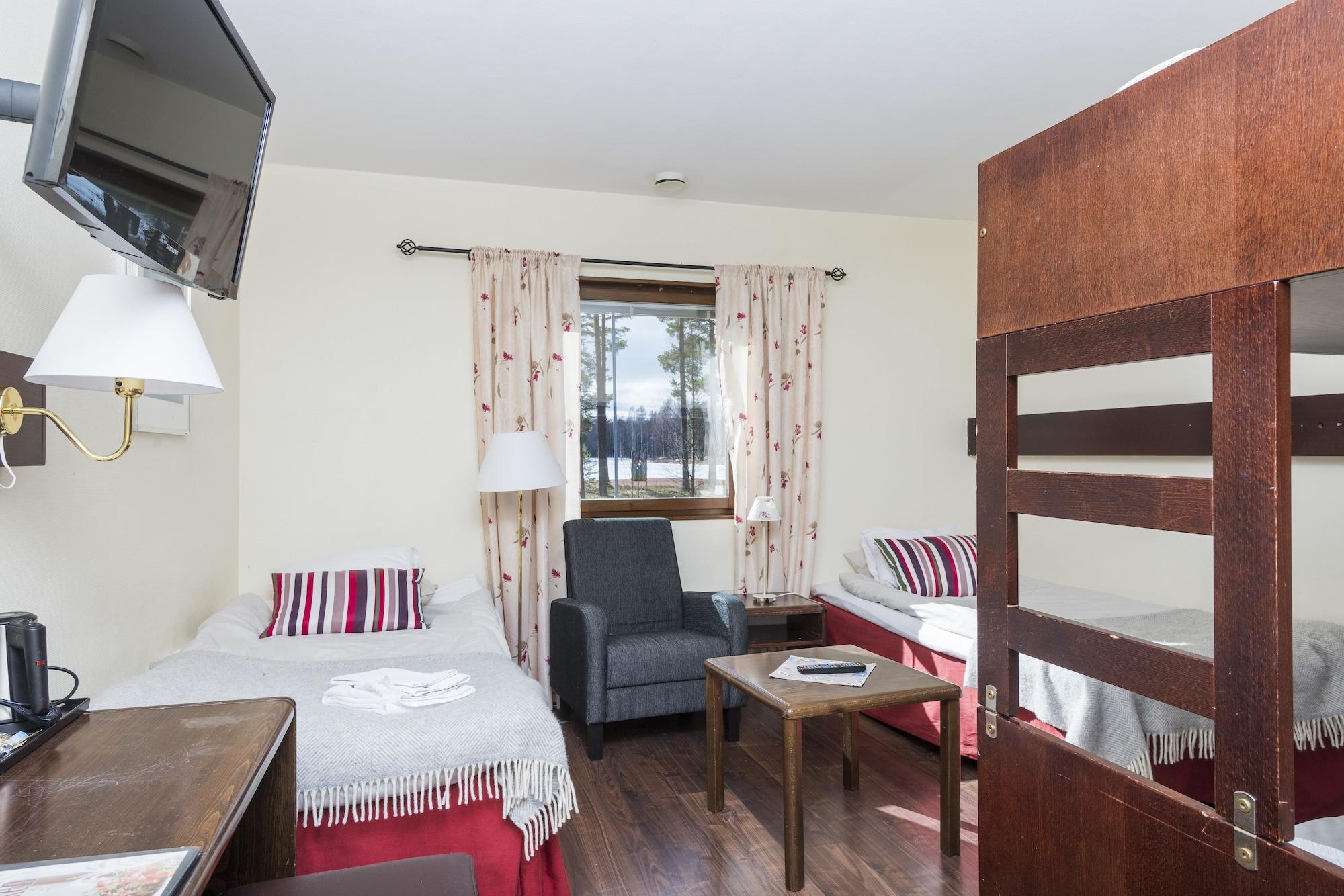 First Camp Moraparken Hotel Экстерьер фото
