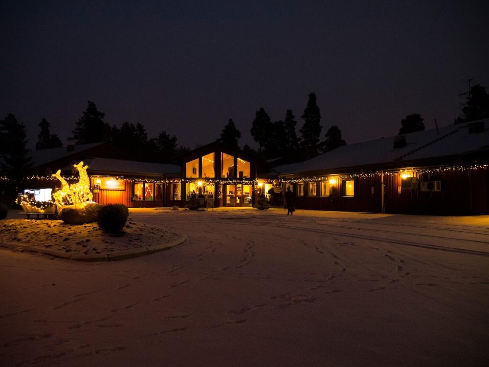 First Camp Moraparken Hotel Экстерьер фото