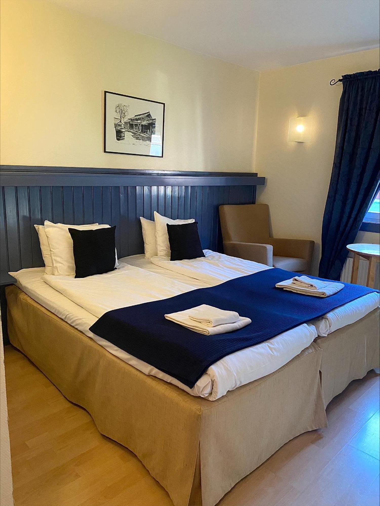 First Camp Moraparken Hotel Экстерьер фото